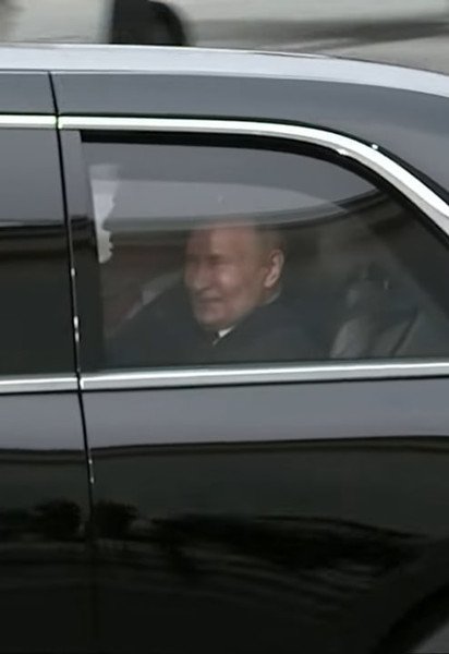 Путін та Трамп у лімузині