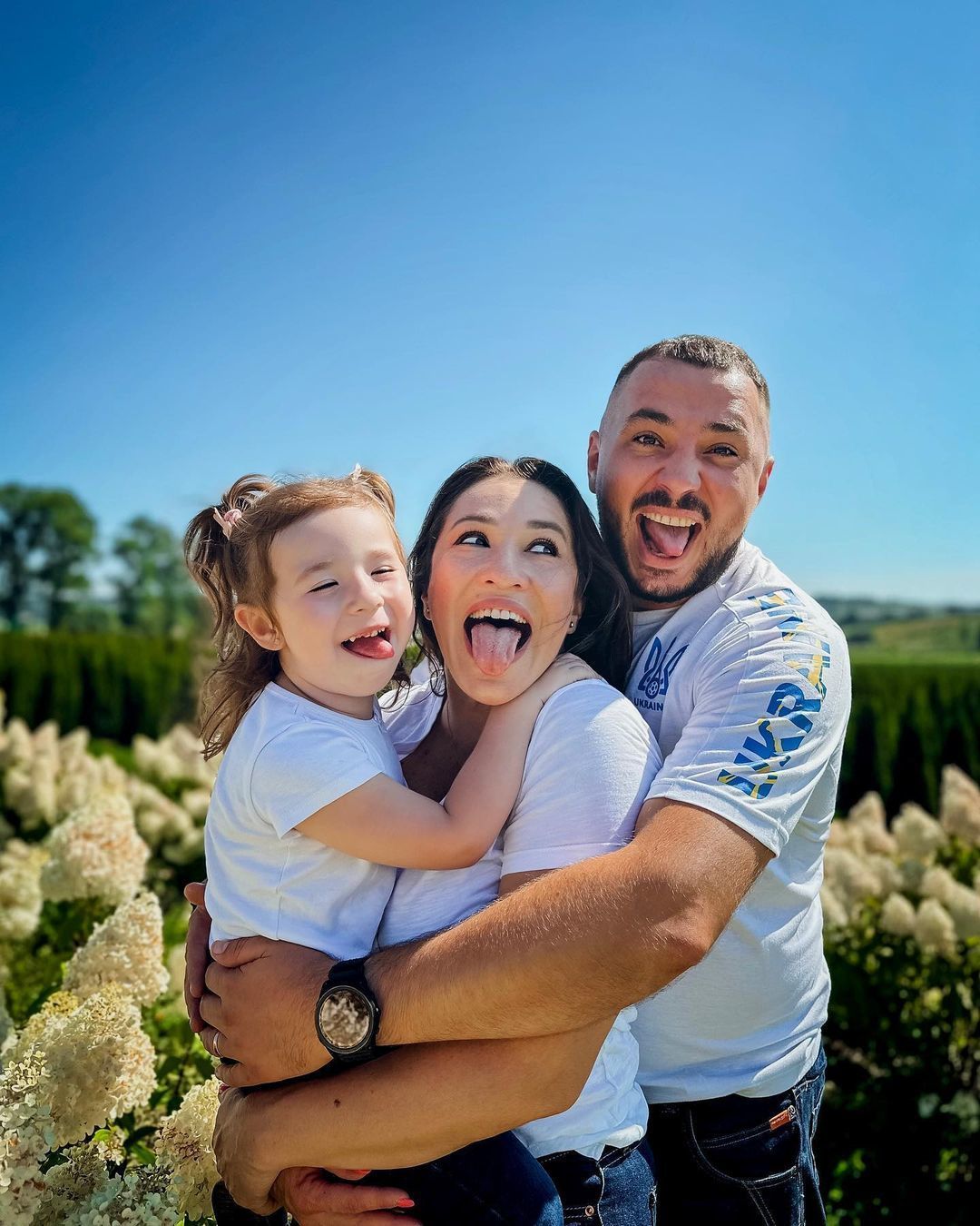 Наталья Карпа с мужем и дочерью / © instagram.com/natalkakarpa