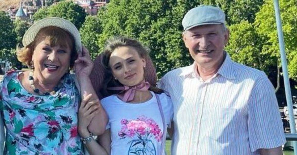 Татьяна Кравченко, Анна Кошмал и Федор Добронравов