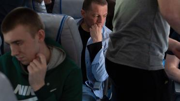 Українські полонені літять додому, звільнення полонених_37 / © Офіс президента України