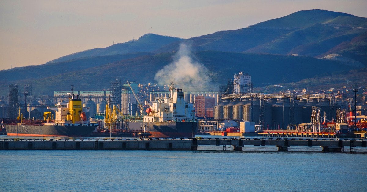 Порт "Новоросійськ" у Краснодарському краї Росії