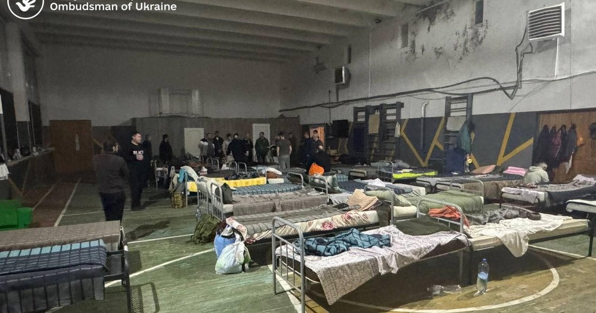 Омбудсмен Лубінець довів, що воєнкоми намагалися приховати знущання над людьми