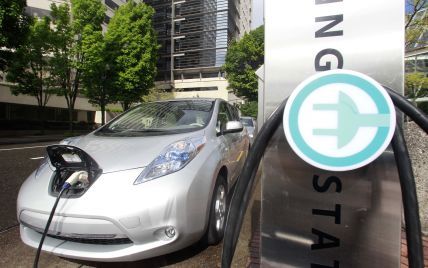 Компания Nissan решила поднять уровень электрификации своих автомобилей: что запланировали японцы