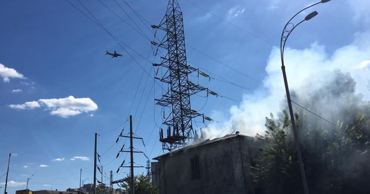 Пожежа на Червоноармійській_7 / © Фото Валерии Ковалинской/ТСН