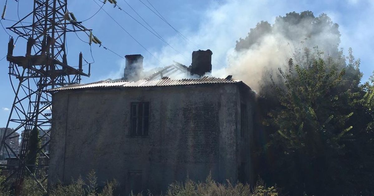 Пожежа на Червоноармійській_2 / © Фото Валерии Ковалинской/ТСН