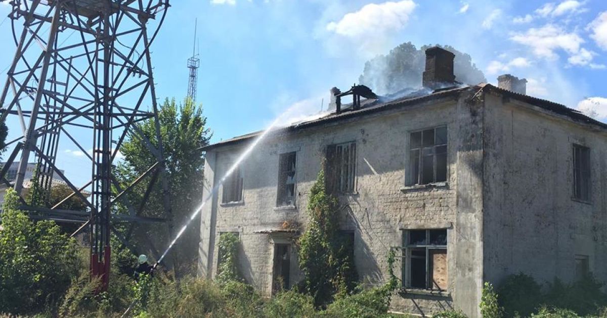 Пожежа на Червоноармійській_1 / © Фото Валерии Ковалинской/ТСН