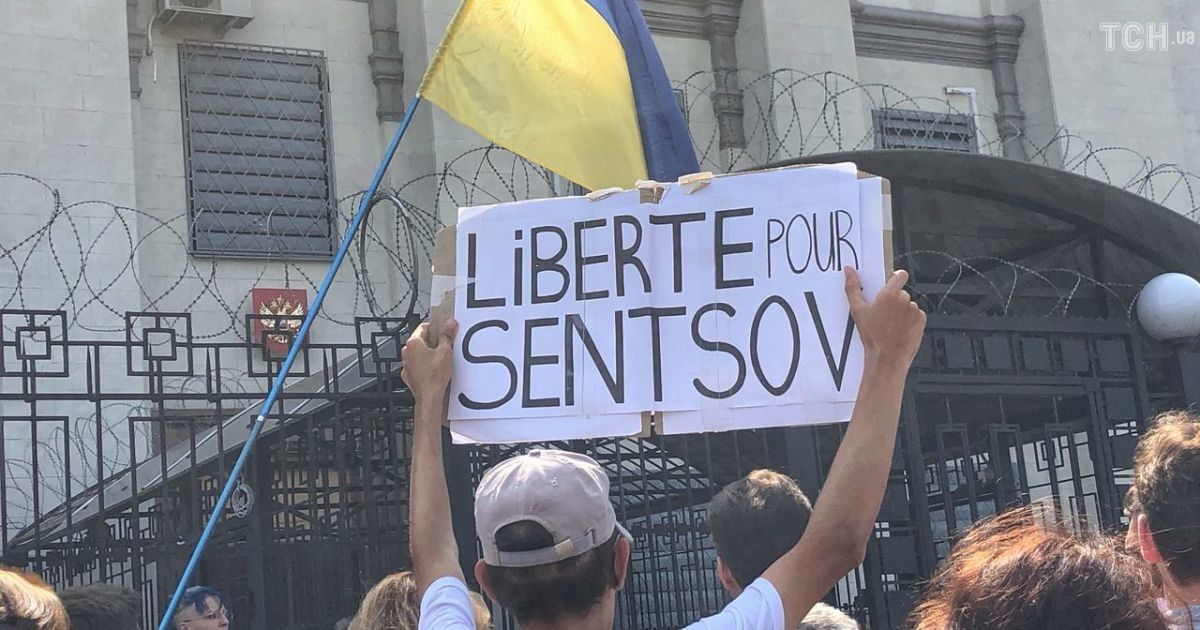 Сенцова выдвинули на премию Сахарова