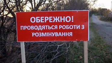 "Подарунки" в землі: загарбники мінують наші території під час відступу