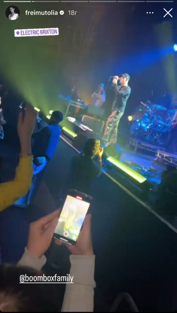 Ольга Фреймут на благотворительном концерте / © instagram.com/freimutolia