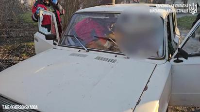 У Херсоні автівка потрапила під удар РФ – є жертва