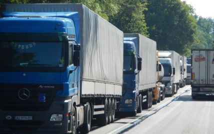 Столичная власть ограничила движение грузовиков по Киеву