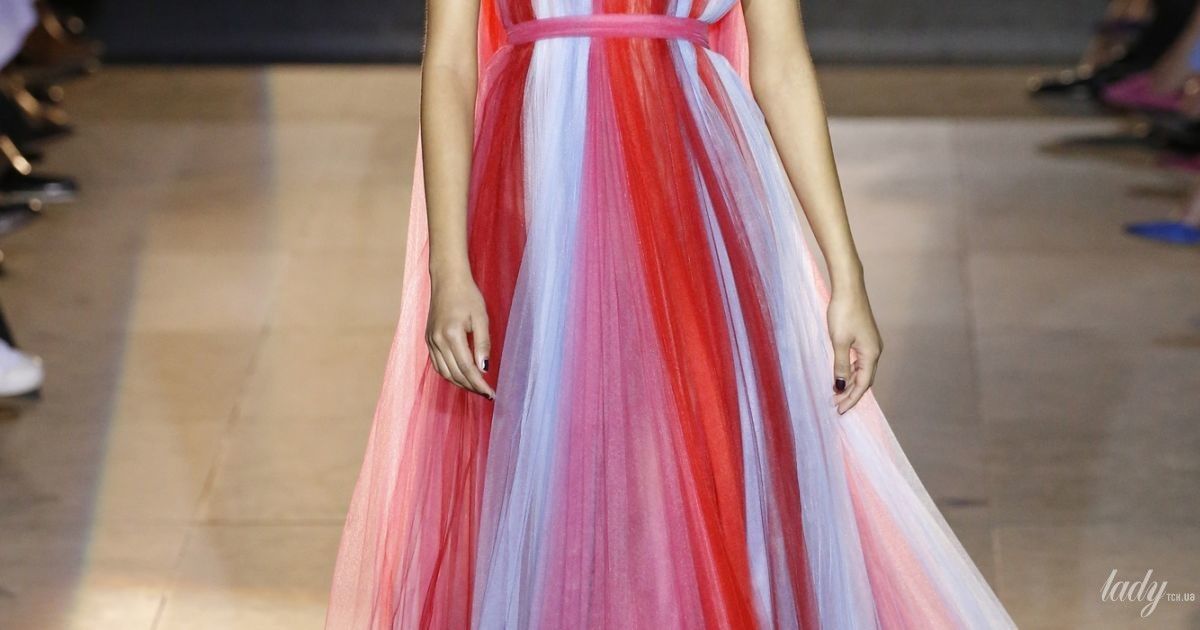 Колекція Carolina Herrera прет-а-порте сезону осінь-зима 2018-2019 / © East News