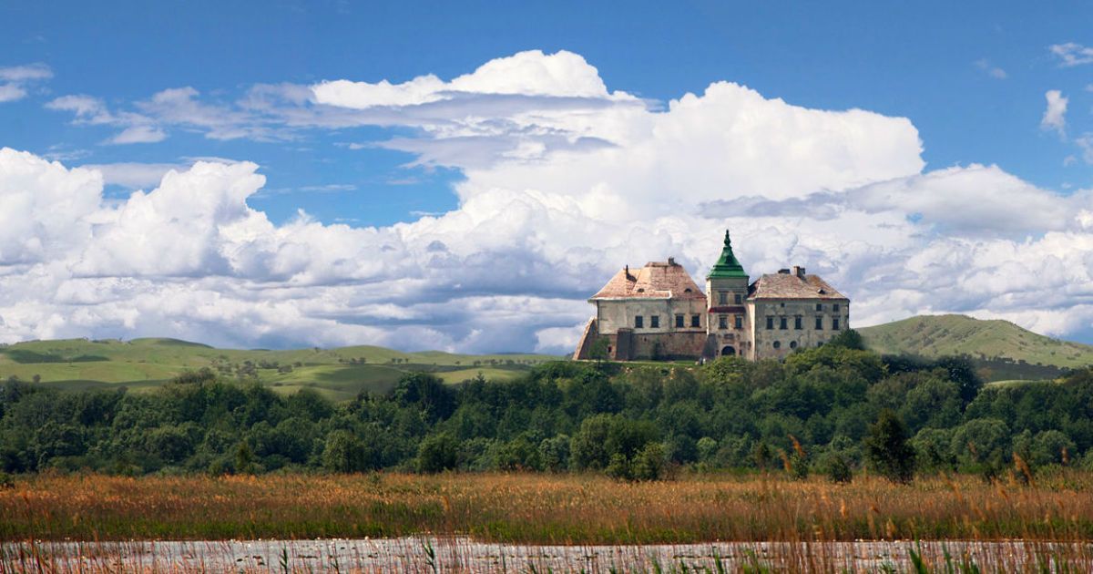 10 українських замків, біля яких обов'язково треба зробити селфі