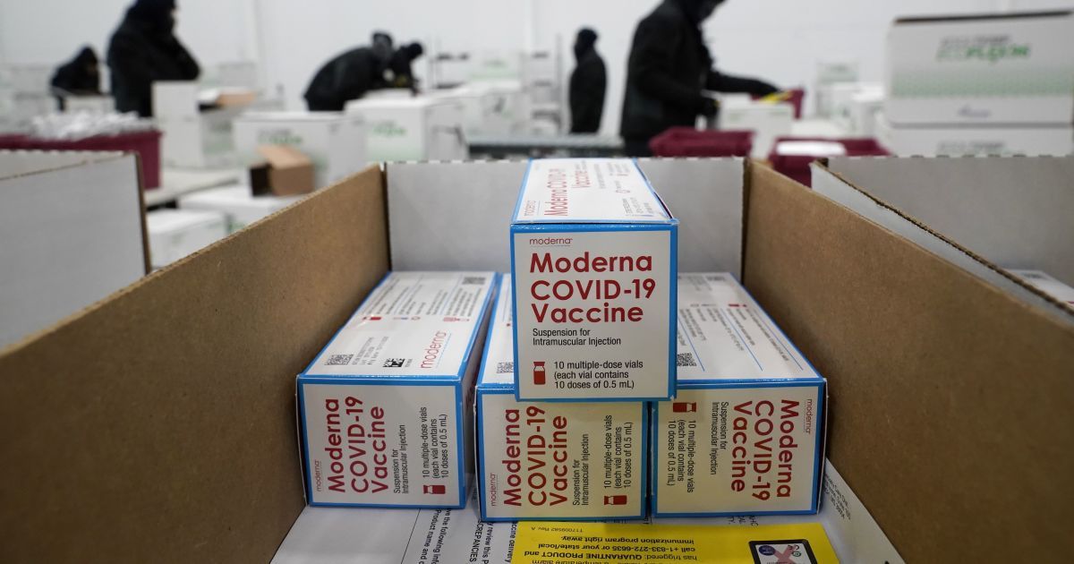 Moderna заявила про необхідність третього щеплення