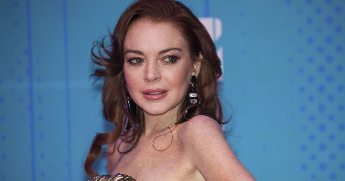 Голая Линдси Лохан (Lindsay Lohan) видео