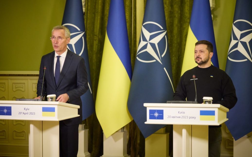 Генсек НАТО Йенс Столтенберг и президент Украины Владимир Зеленский / © Офис президента Украины