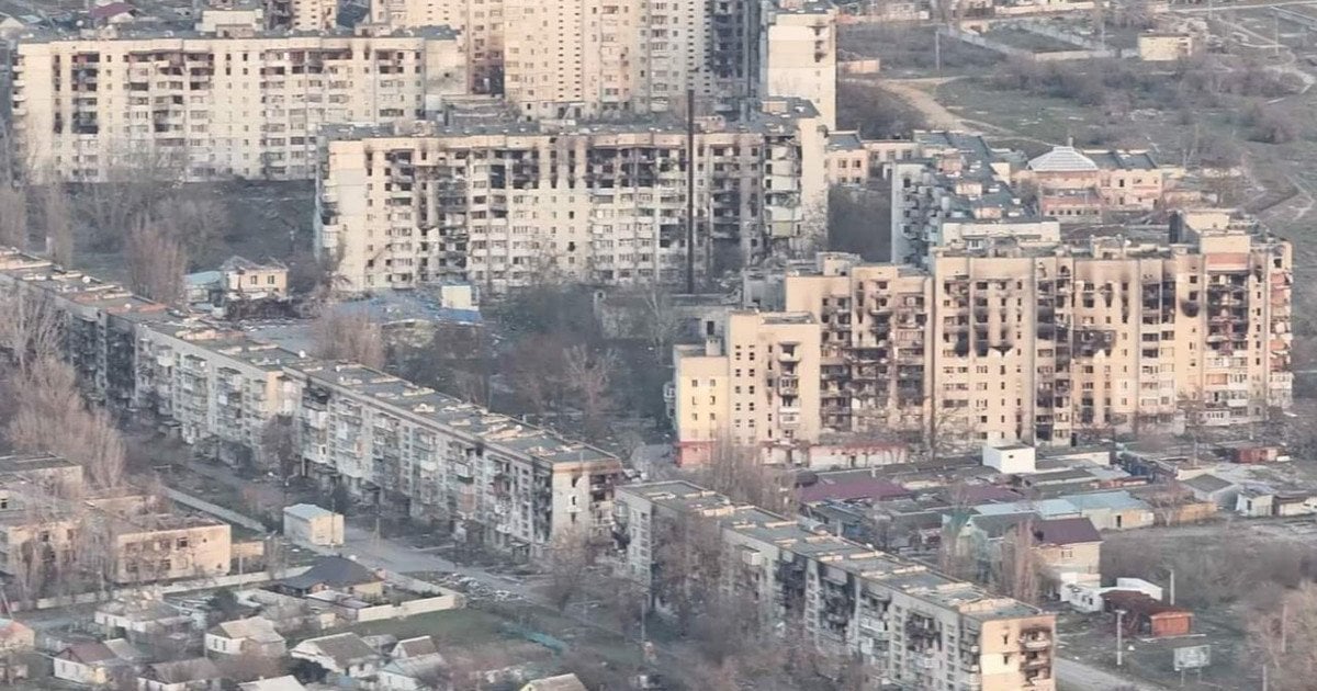 «Кров у жилах холоне»: омбудсмен заявив про катастрофу в Олешках, де у пастці опинилися сотні дітей