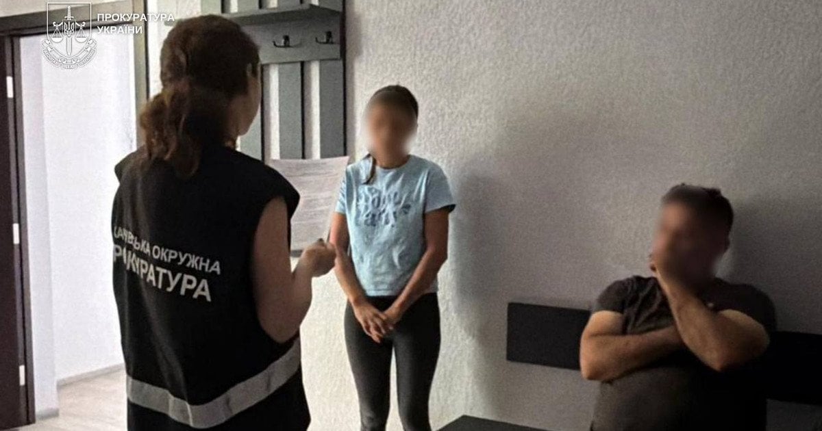 На Закарпатті багатодітну матір обвинувачують у сексуальній експлуатації малолітньої доньки
