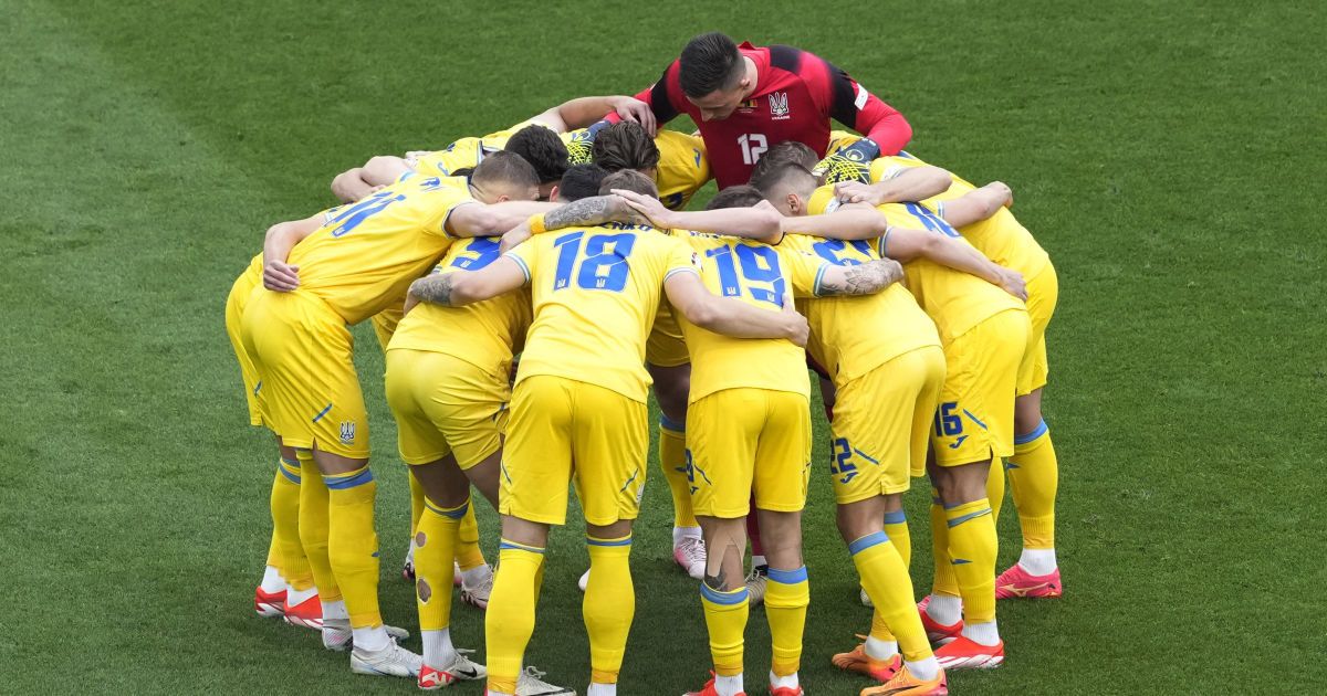 Збірна України з футболу