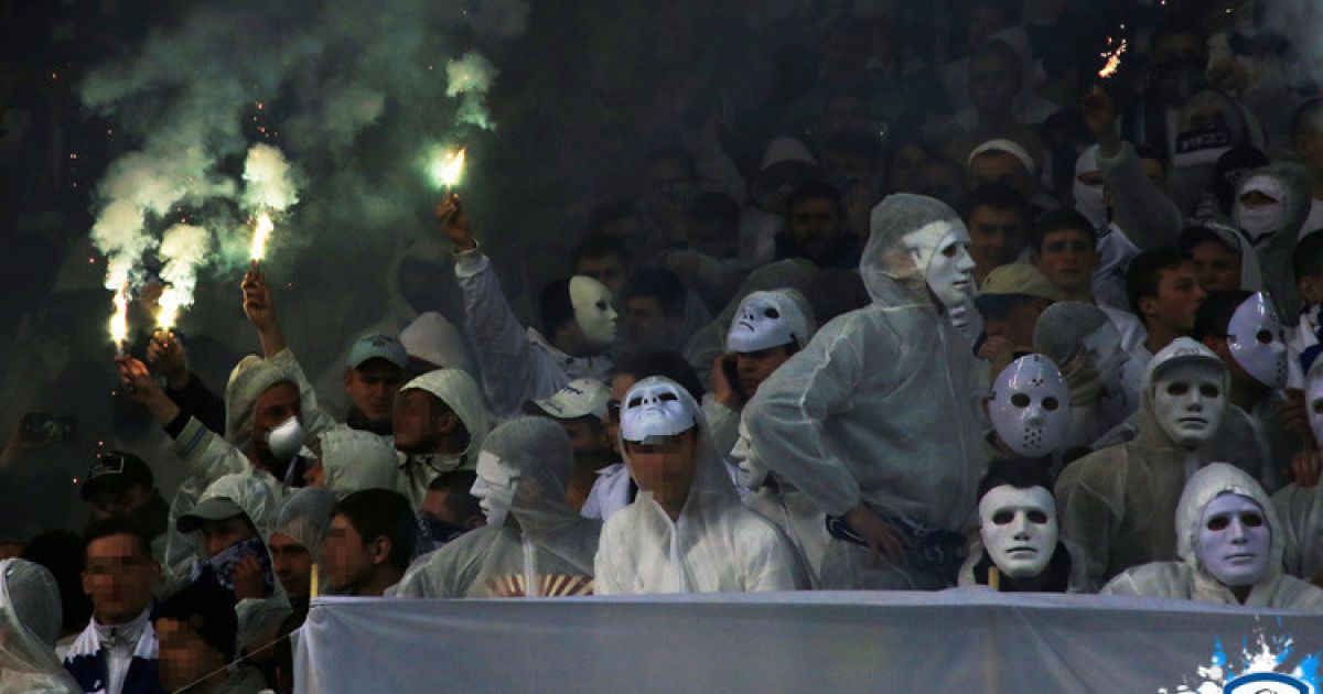 Белая шиза на матче Динамо - Шахтер / © wbc.kiev.ua