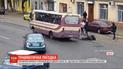 Жінку з травмами шпиталізували після падіння із маршрутки під час руху