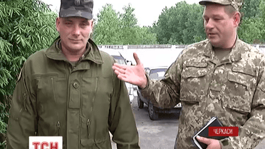 Бійці окремого автомобільного батальйону в Черкасах самі забезпечують себе формою