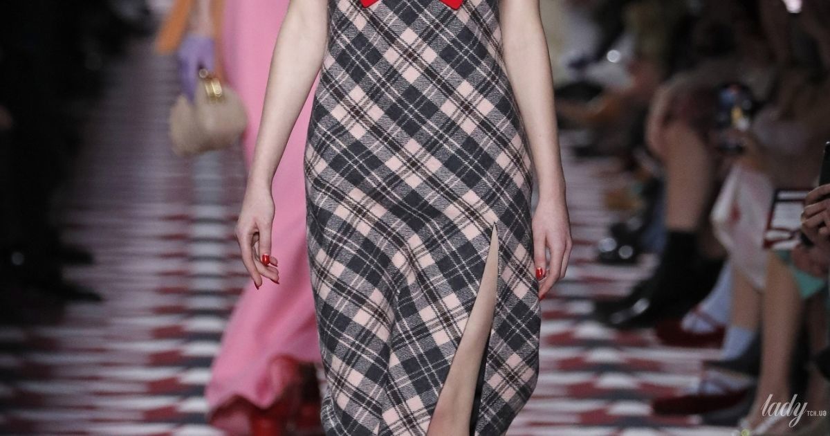 Коллекция Miu Miu прет-а-порте сезона осень-зима 2020-2021 / © East News