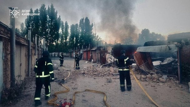 Атака РФ на Київщину 24 травня / © ДСНС