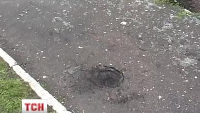 Неизвестные ночью бросили взрывчатку в управление полиции Шевченковского района Киева