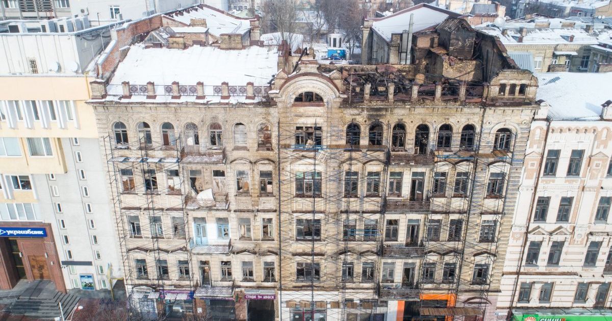 Київ, пожежа у будівлі_8 / © УНІАН