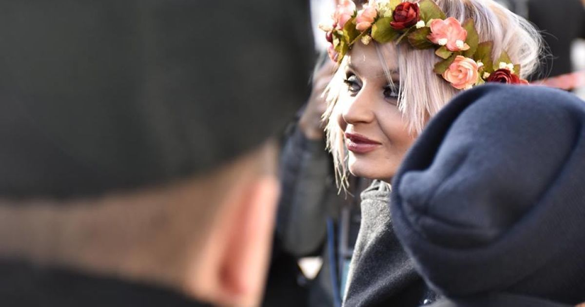Під парламентом затримали дівчат з Femen / © facebook.com/Богдан Бортаков