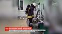 Украинские спасатели запустили флешмоб, где в полном снаряжении поднимают штангу