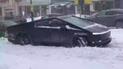 Tesla Cybertruck погряз в снегу