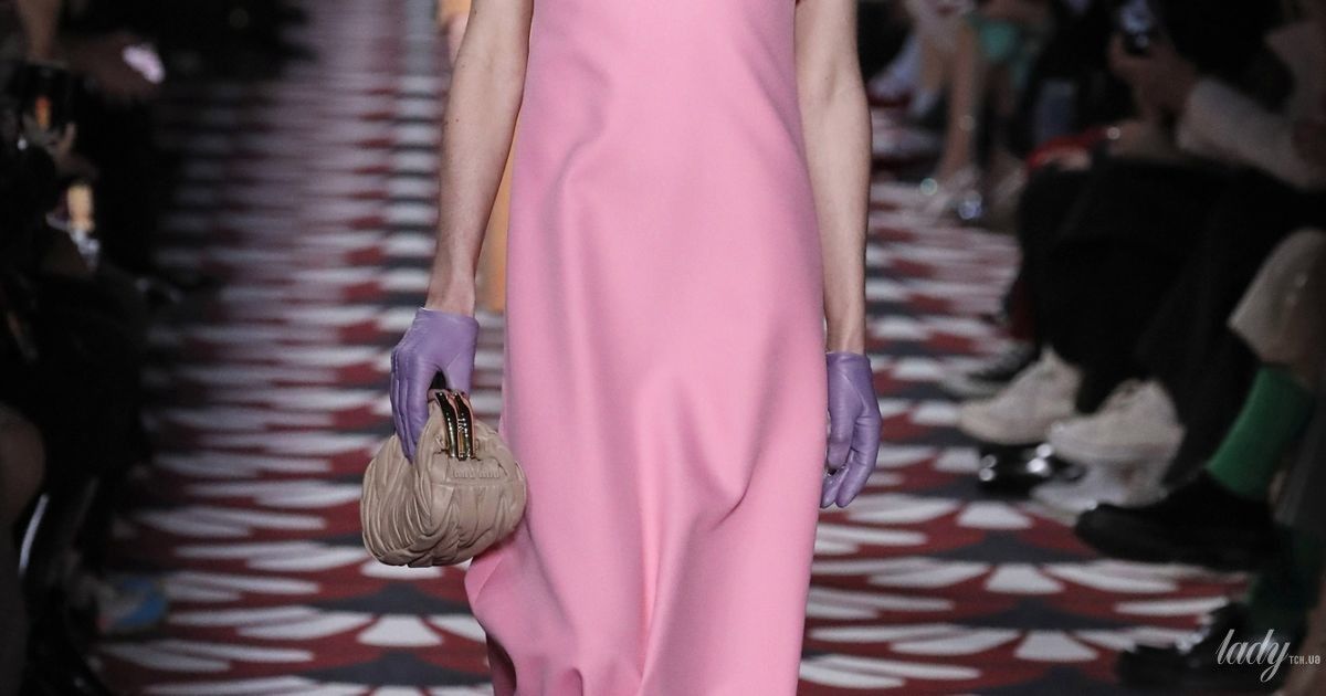 Коллекция Miu Miu прет-а-порте сезона осень-зима 2020-2021 / © East News