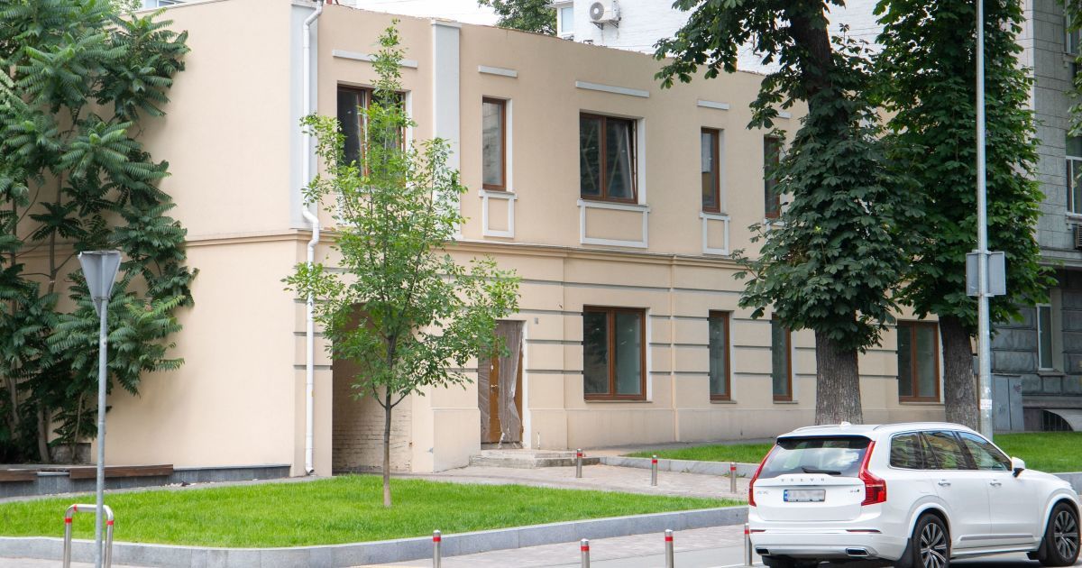 В двухэтажном здании на улице Ивана Франко, 26 жил музыкант-флейтист, профессор Иван Михайловский