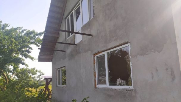 В одній із громад Хмельниччини пошкоджено житлові будинки / © Суспільне