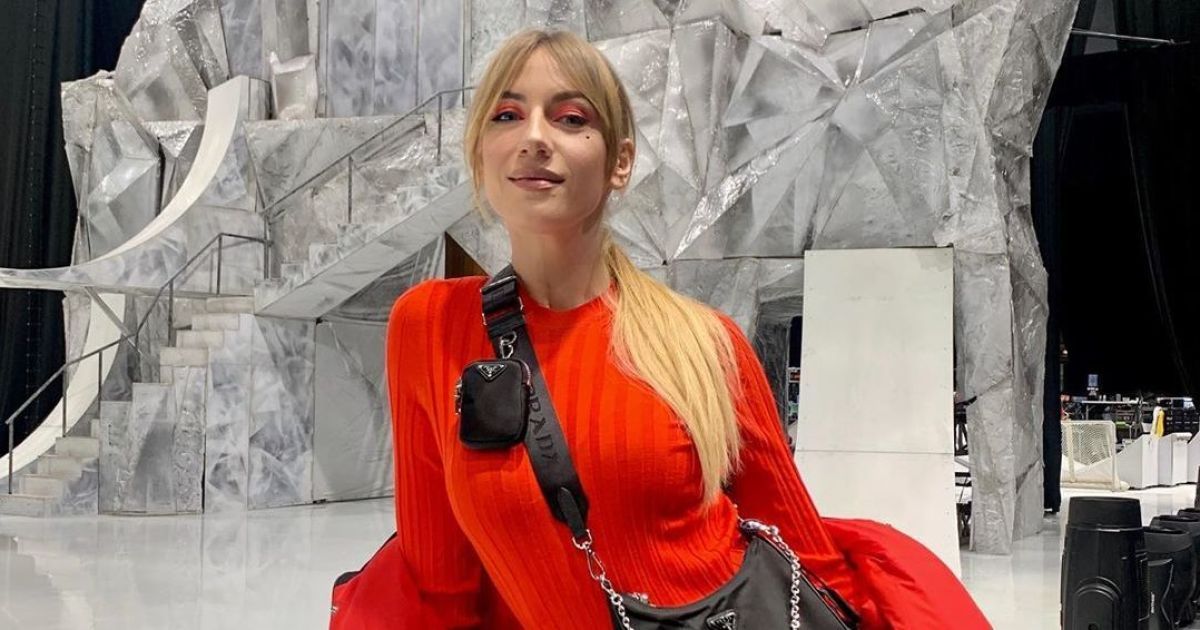 Млосна Леся Нікітюк захопила спокусливим фото у бікіні з бахромою