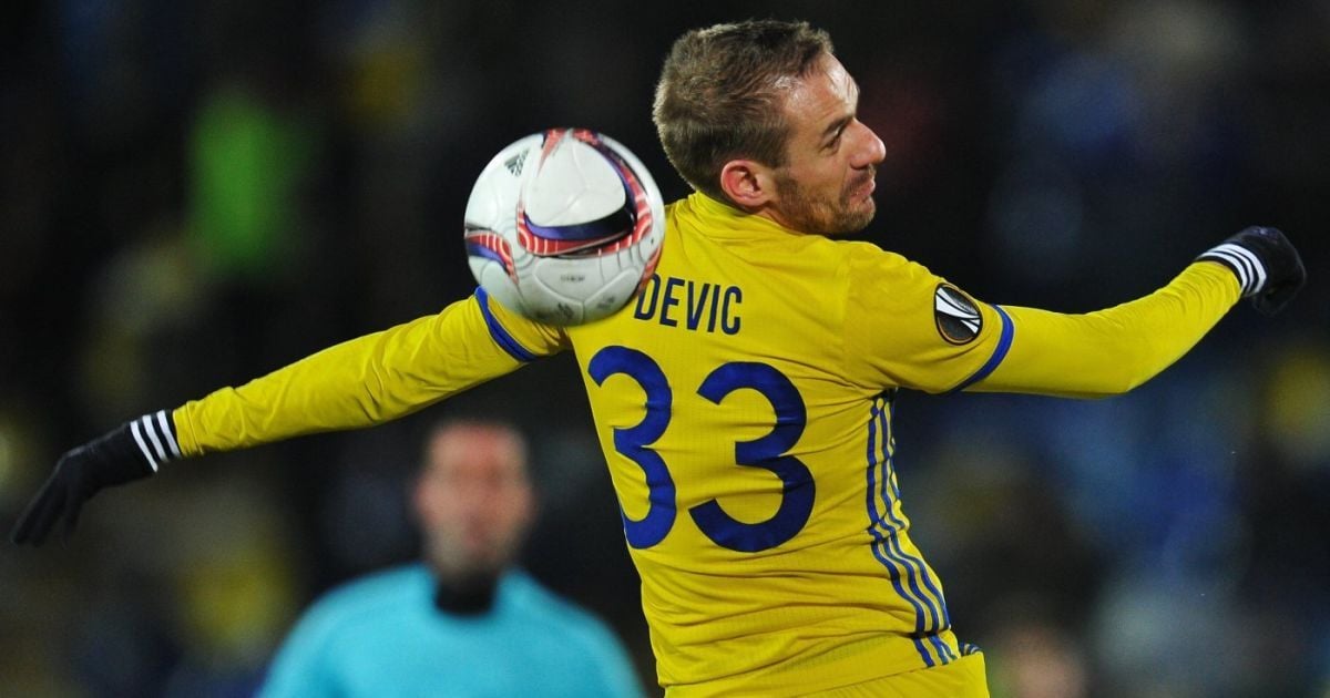 Экс-нападающий сборной Украины покинул российский клуб