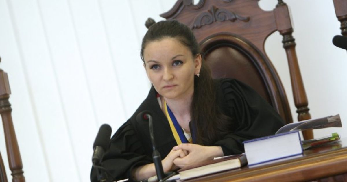 Царевич на два месяца отстранили от работы