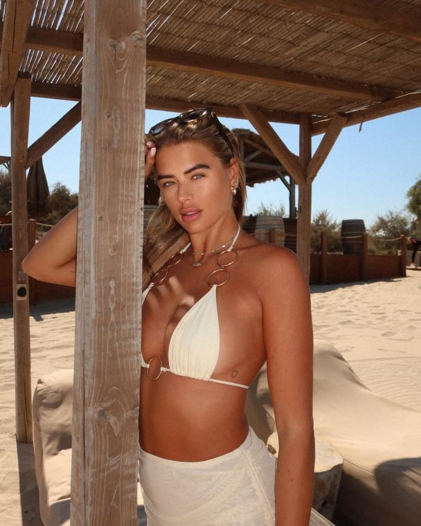 Арабелла Чи