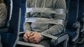 Дебошира примотали скотчем до крісла