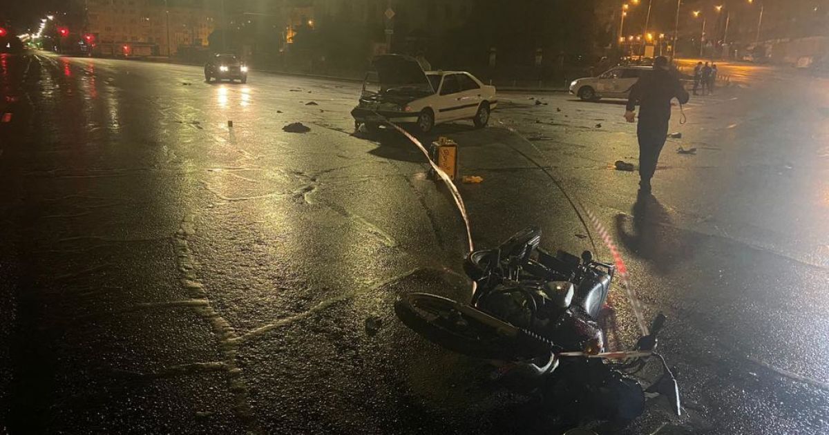 У Києві водій збив двох мотоциклістів
