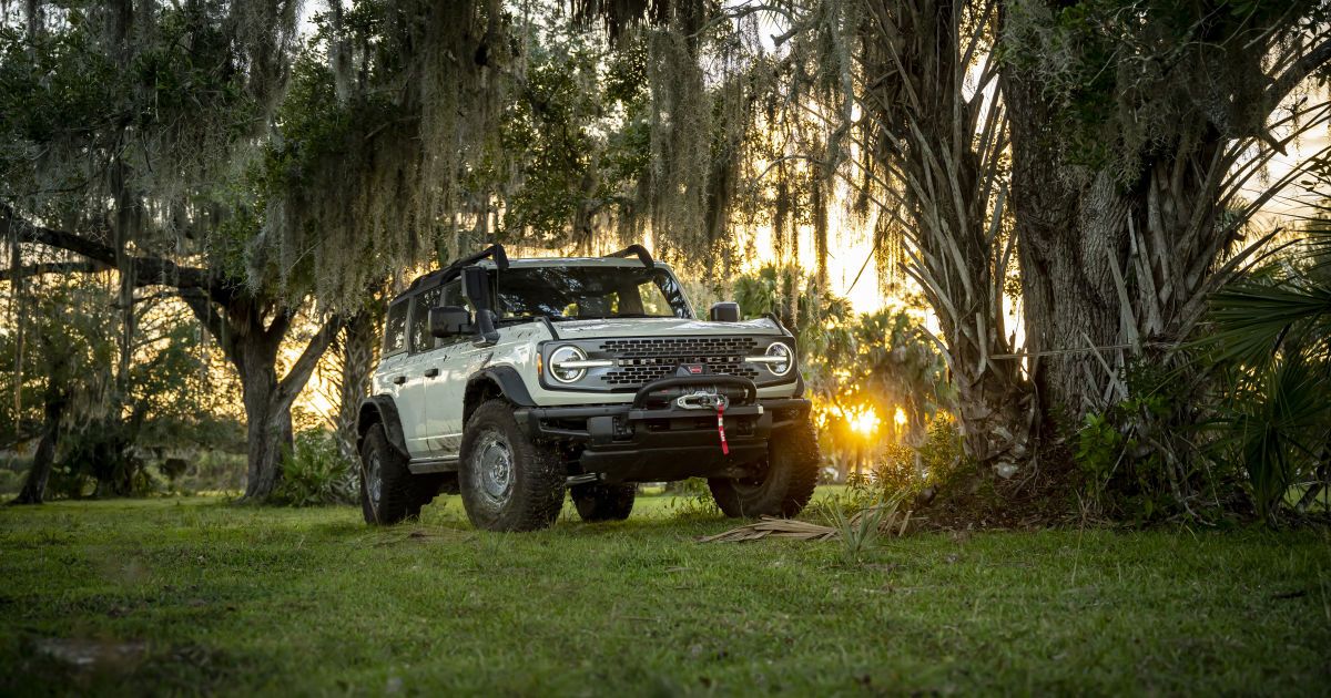 Ford представив нову версію позашляховика, який "підірвав" ринок продажу