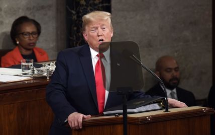 Трамп назвав "пеклом" і "полюванням на відьом" процедуру імпічменту