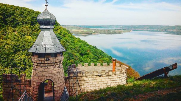  / © www.instagram.com/krayniyav