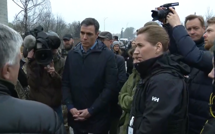 Премьеры Дании и Испании посетили разрушенную Бородянку: "Мы не оставим Украину один на один"