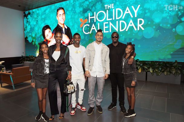 Diddy і Кім Портер з трьома спільними дітьми та сином жінки від попередніх стосунків. / © Getty Images