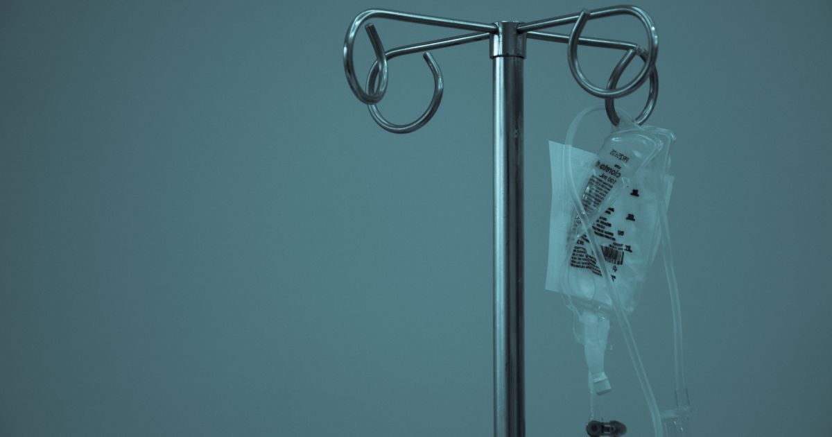 В Кривом Роге пьяный водитель сбил на пешеходном переходе двух школьников: что известно о состоянии детей