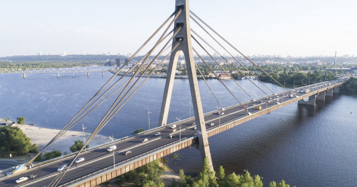 У Києві на Північному мосту обмежать рух