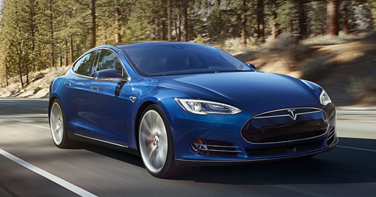 Tesla представила новую версию Model S
